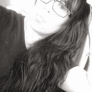 Meet your Posher, Gabriela